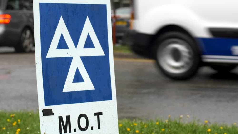 How to Prepare Your Car for an MOT in Letchworth